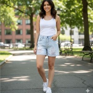 Rue21 Low Rise Light Wash Distressed Raw Rolled Hem Denim Jean Shorts Size 7/8